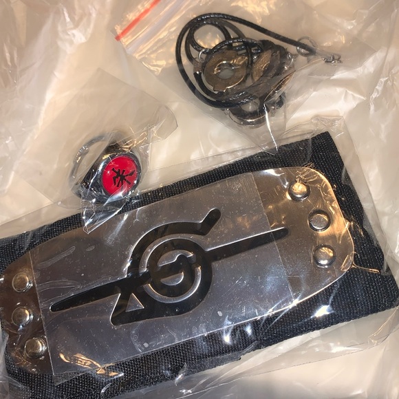 Naruto akatsuki cosplay robe and accessories - Picture 2 of 3